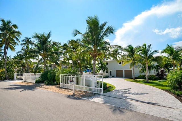 2 of 64 - 109 Sapodilla Dr, Islamorada, FL
