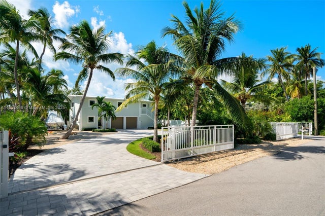 3 of 64 - 109 Sapodilla Dr, Islamorada, FL
