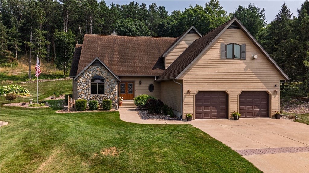 1745 S Highland Drive, Sparta