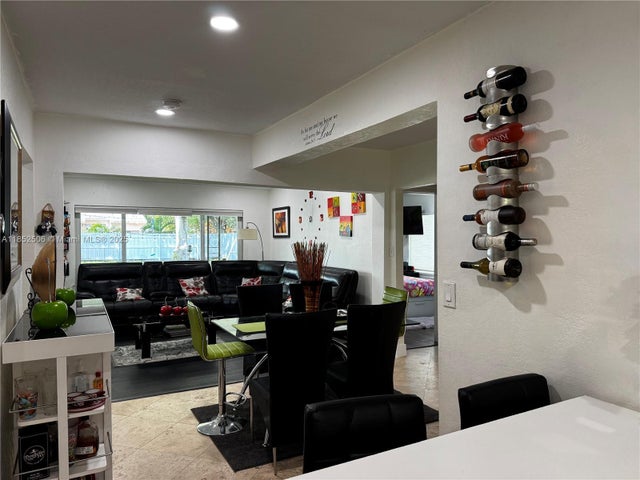 5 of 27 - 10851 Ne 2nd Ct, Miami, FL