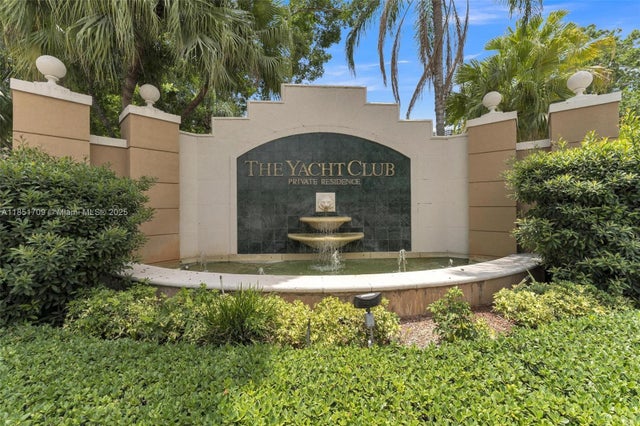 1 of 48 - 19501 E Country Club Dr 9407, Aventura, FL
