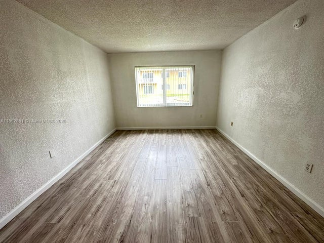 5 of 10 - 505 Nw 177th St 111, Miami Gardens, FL