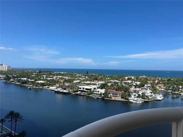 1 of 9 - 20191 E Country Club Dr 1605, Aventura, FL
