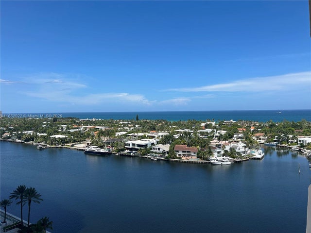 2 of 9 - 20191 E Country Club Dr 1605, Aventura, FL