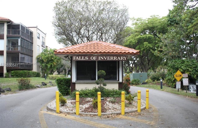 1 of 12 - 6361 N Falls Cir Dr 109, Lauderhill, FL