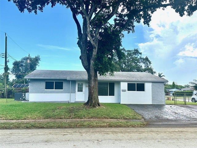 1 of 17 - 2241 N 57th Way, Hollywood, FL