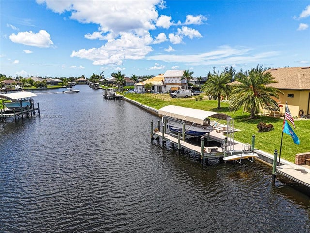 1 of 30 - 413 Nw 39th Ave, Cape Coral, FL