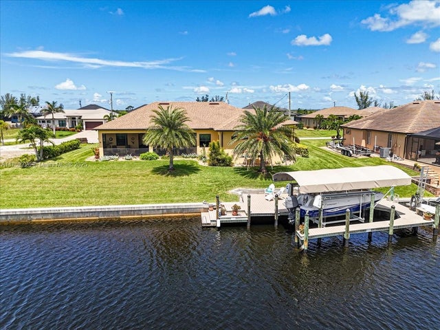 2 of 30 - 413 Nw 39th Ave, Cape Coral, FL