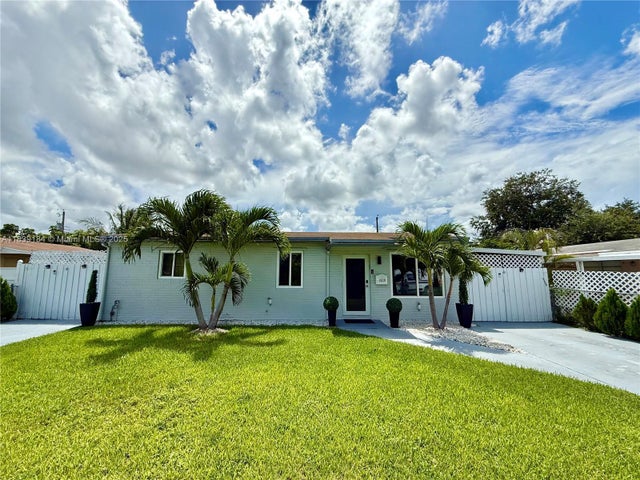 1 of 82 - 1620 N 68th Ter, Hollywood, FL