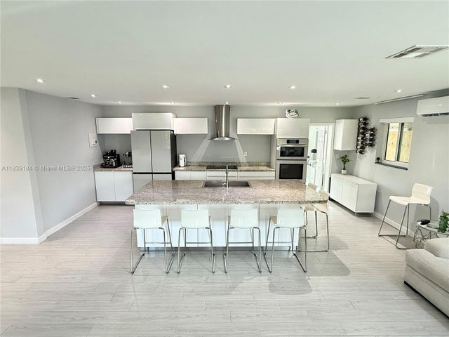 3 of 82 - 1620 N 68th Ter, Hollywood, FL