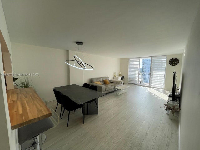 1 of 10 - 2801 Ne 183rd Street 1611w, Aventura, FL