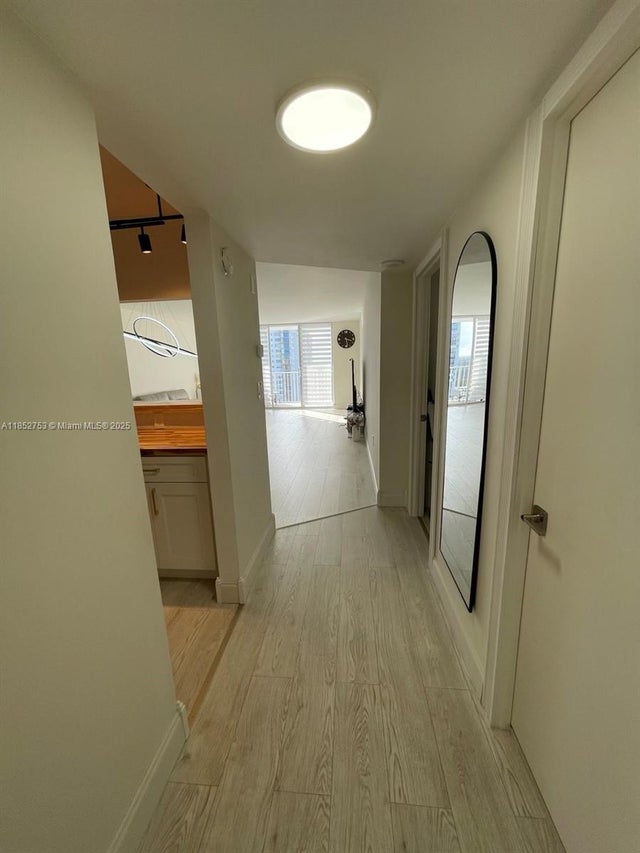 2 of 10 - 2801 Ne 183rd Street 1611w, Aventura, FL