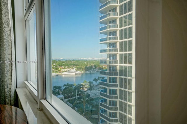 2 of 17 - 4747 Collins Ave 1108, Miami Beach, FL