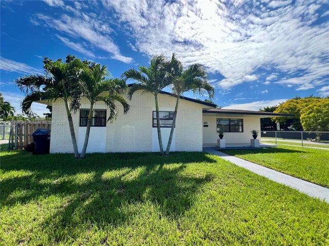 4 of 52 - 11950 Sw 199th St, Miami, FL
