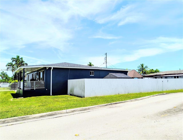 3 of 61 - 6890 Sw 27 Street, Miami, FL