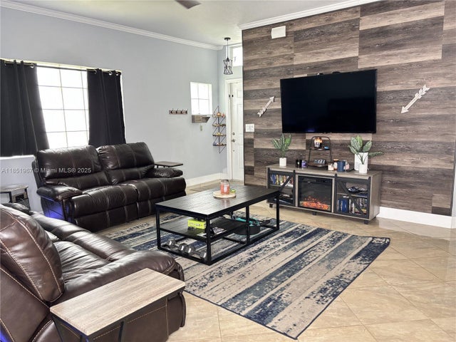 4 of 29 - 4926 Pelican St, Coconut Creek, FL