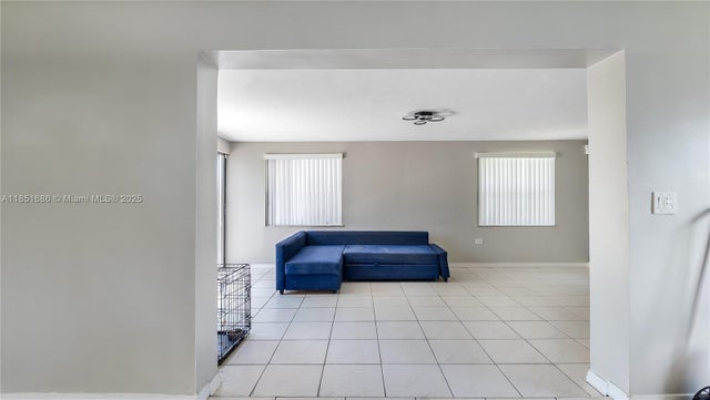 4 of 29 - 6528 Sw 26th St, Miramar, FL