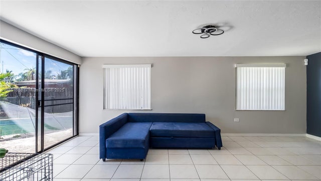 5 of 29 - 6528 Sw 26th St, Miramar, FL