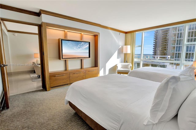 4 of 16 - 6801 Collins Ave 806, Miami Beach, FL