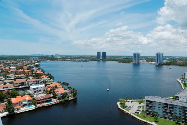 1 of 9 - 1000 W Island Blvd, Aventura, FL