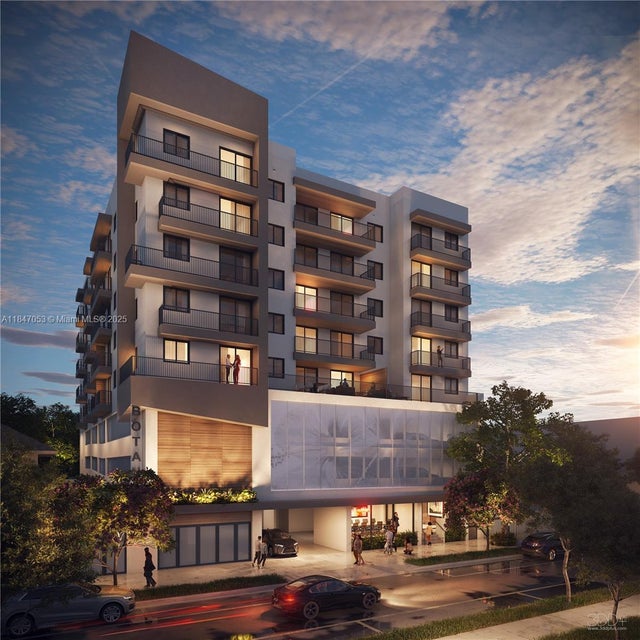 2 of 16 - 758 Nw 2nd St 503, Miami, FL