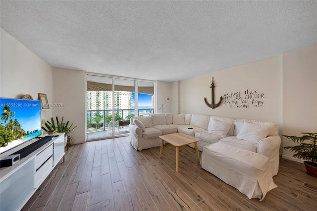 2 of 36 - 3800 S Ocean Dr 817, Hollywood, FL