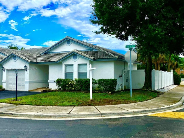 2 of 12 - 7872 Nw 34th Pl, Davie, FL
