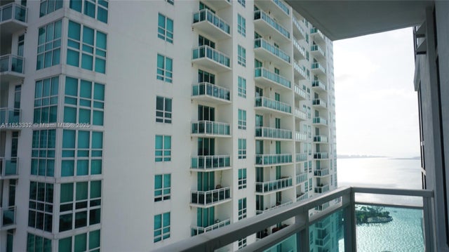 4 of 44 - 951 Brickell Ave 4000, Miami, FL