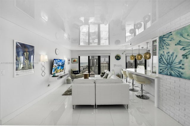 1 of 41 - 1201 S Ocean Dr 1904s, Hollywood, FL