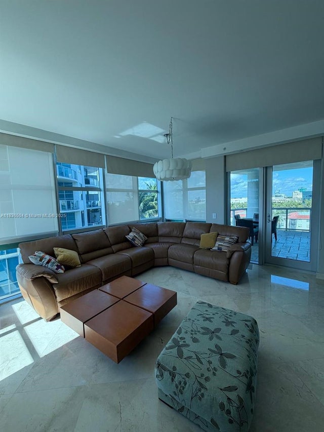 3 of 72 - 3131 Ne 188th St 1-808, Aventura, FL