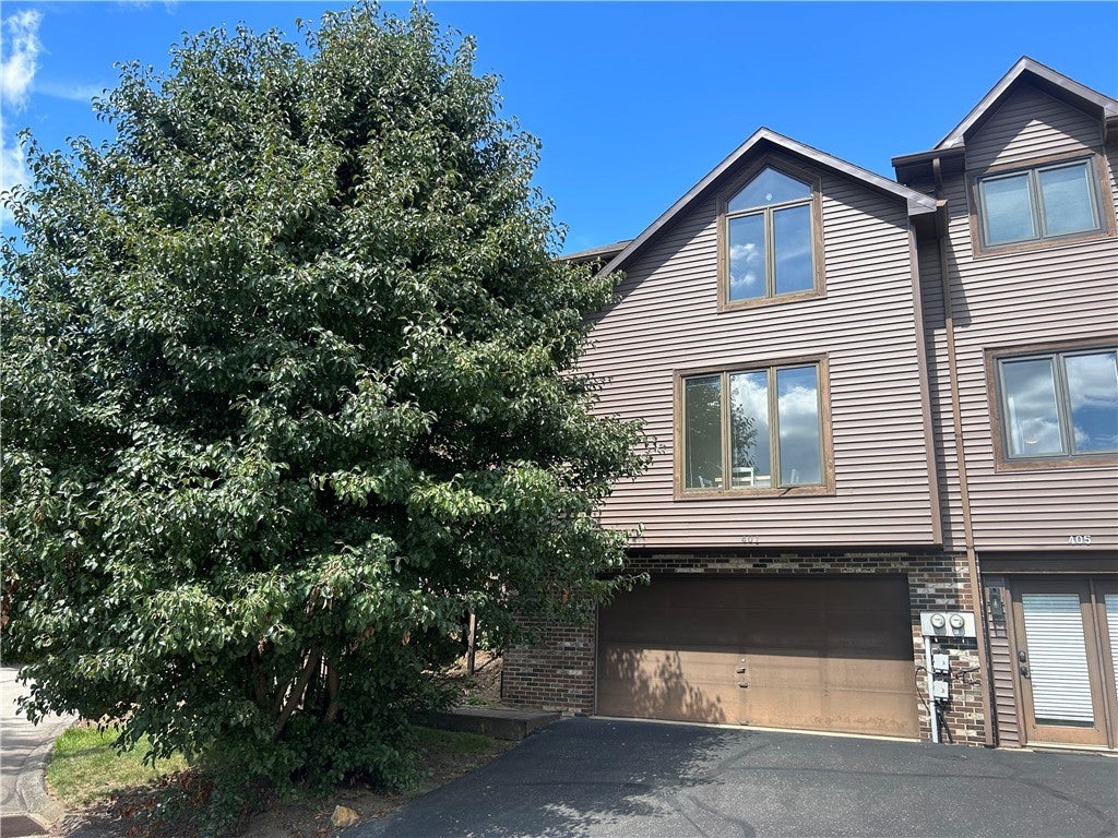 401 Spring Run Drive, Monroeville