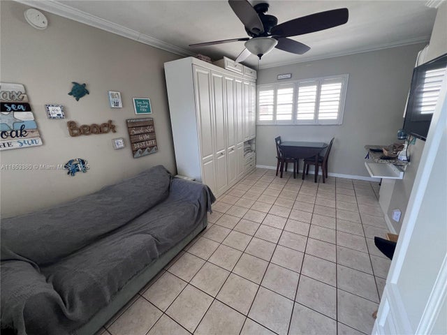 4 of 14 - 322 Harding St B206, Hollywood, FL