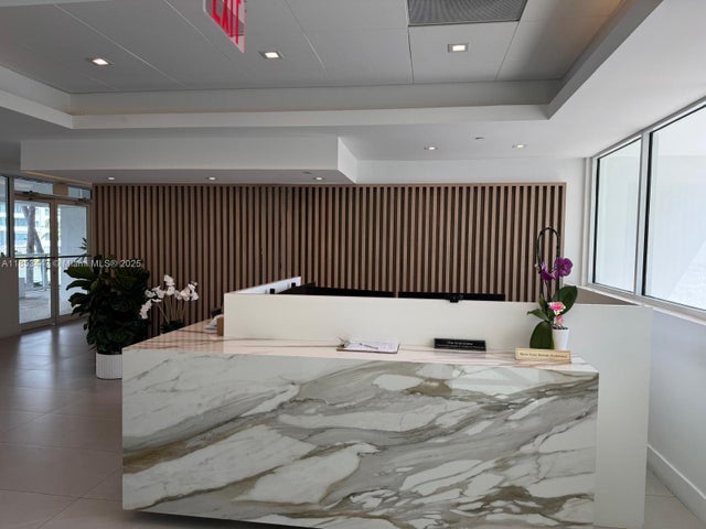 3 of 27 - 5900 Collins Ave 502, Miami Beach, FL