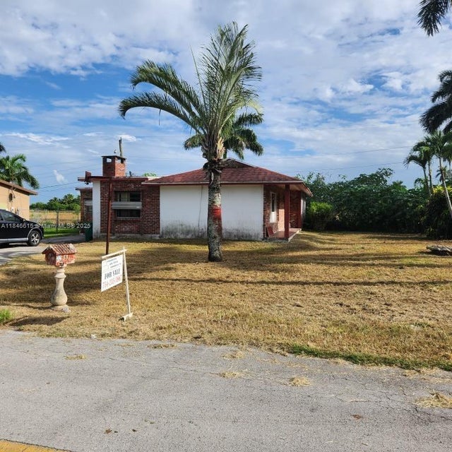 2 of 29 - 3250 Bacom Point Rd, Pahokee, FL