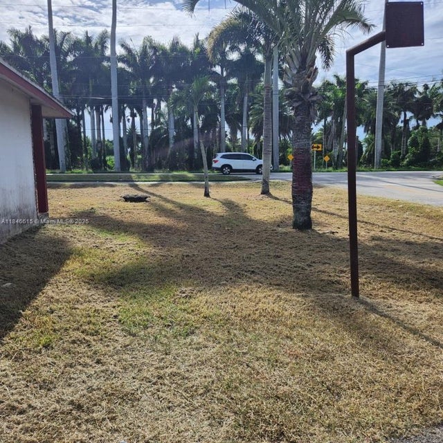 3 of 29 - 3250 Bacom Point Rd, Pahokee, FL