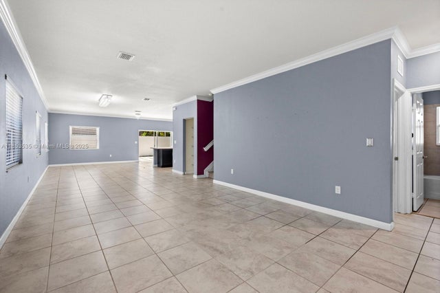 5 of 30 - 3136 Se 2nd Dr, Homestead, FL