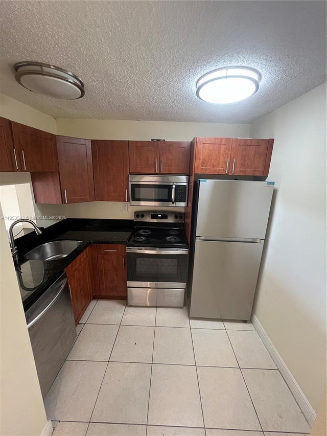 2 of 17 - 482 Nw 165th St Rd A-603, Miami, FL