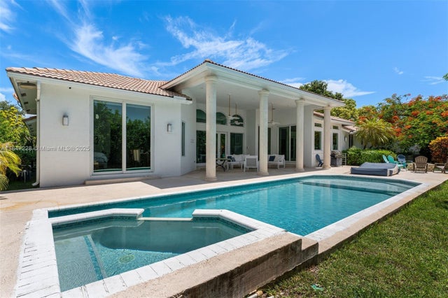 1 of 51 - 3720 N 37th Ter, Hollywood, FL