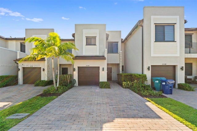 1 of 36 - 20544 Ne 5th Pl, Miami, FL