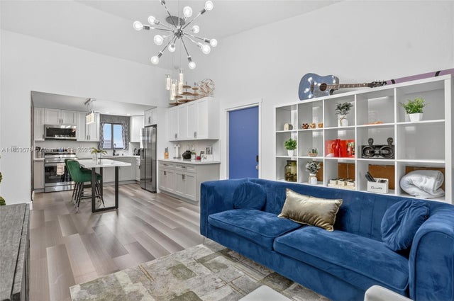 1 of 37 - 50 Se 12th St 218, Boca Raton, FL