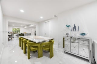 Photo of Listing #A11853659