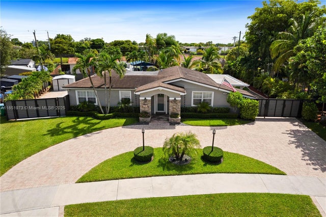 2 of 31 - 11070 Sw 69th Dr, Miami, FL