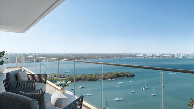 4 of 16 - 7918 West Dr 902, North Bay Village, FL