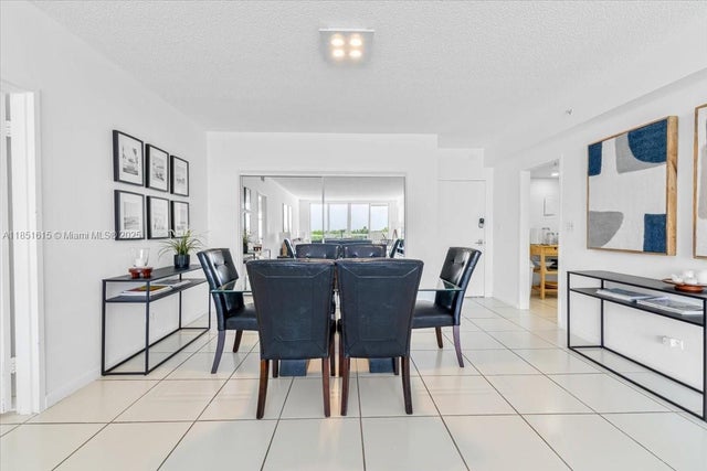 5 of 31 - 5601 Collins Ave 521, Miami Beach, FL
