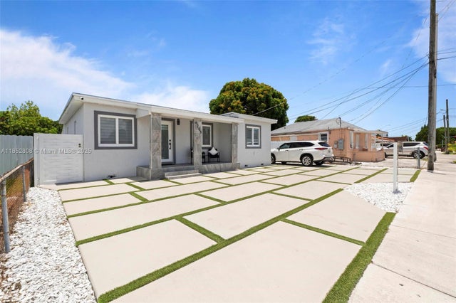 3 of 35 - 4205 E 10th Ave, Hialeah, FL