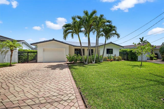 2 of 38 - 2481 Se 15th St, Pompano Beach, FL