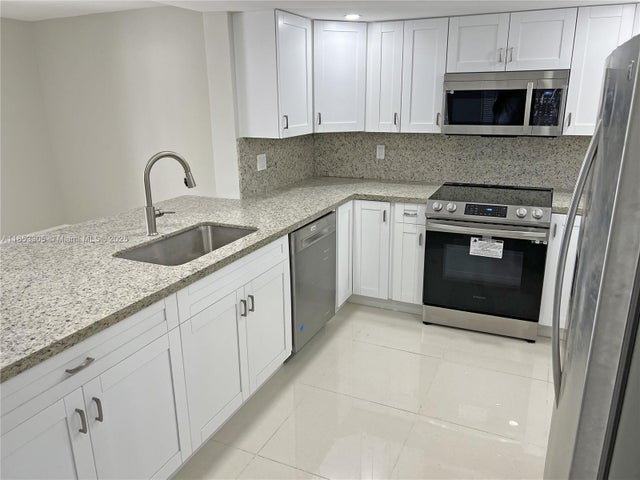 5 of 17 - 1331 Sw 124th Ct E-3, Miami, FL