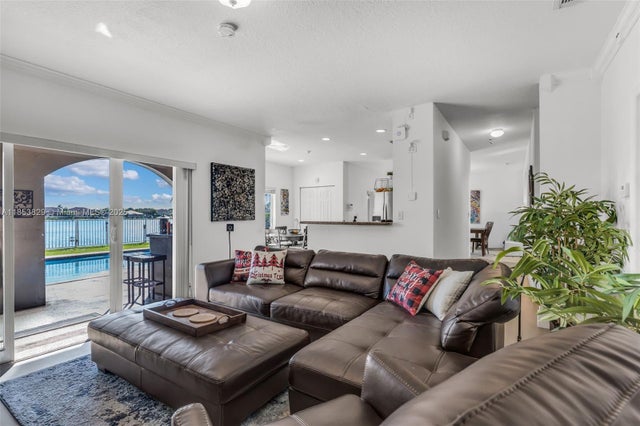 3 of 44 - 13000 Sw 136th Ter, Miami, FL
