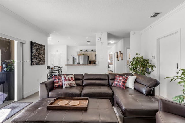 4 of 44 - 13000 Sw 136th Ter, Miami, FL