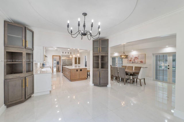 3 of 43 - 13000 Old Cutler Rd, Pinecrest, FL